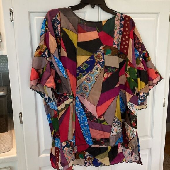 Johnny Was Eloise Scalloped Patchwork Print 100% silk boxy oversized Top large - Picture 2 of 9